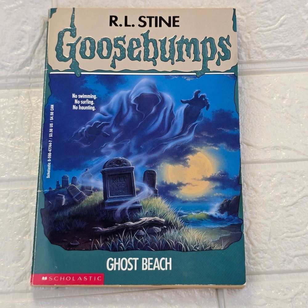 Goosebumps #22 Ghost Beach R.L. Stine PB 1994 1st Edition